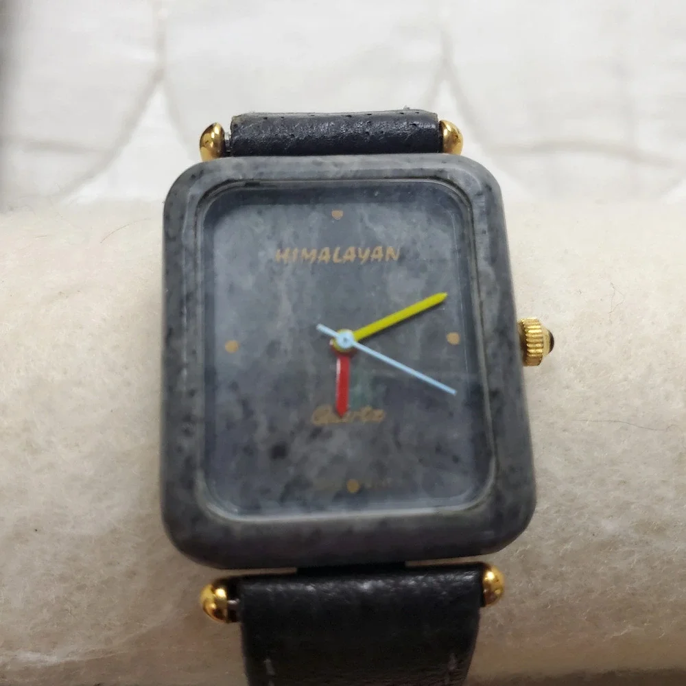 Y2K Vintage Unique Himalayan Marble 14KE Women's Watch Gray/Black New Battery